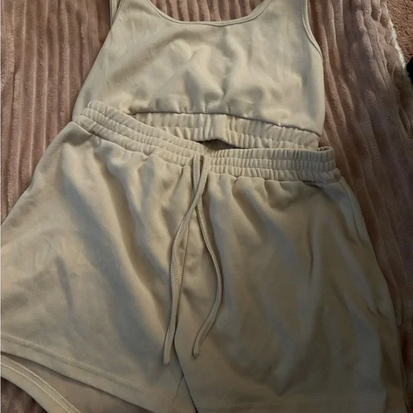 BRAND NEW! 💖Women’s Two Piece Shorts Set- - Picture 4 of 5